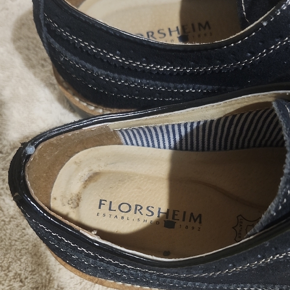 Florsheim Men's Black Derby Shoes - Picture 2 of 4